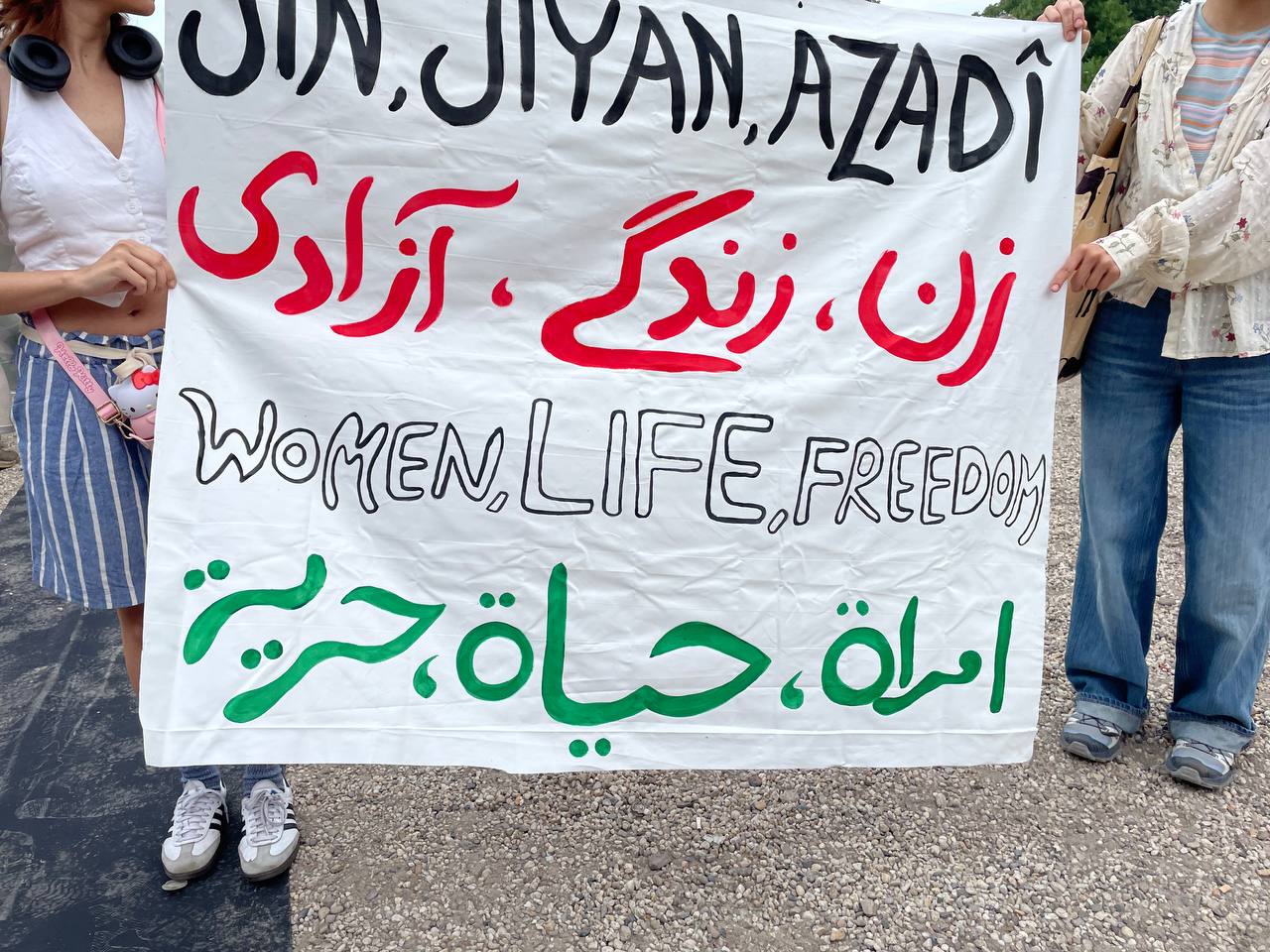خۆپێشاندانی هه‌زاران كه‌سی دژبه‌رانی ناتۆ له‌ لاهه‌ی هوله‌ند