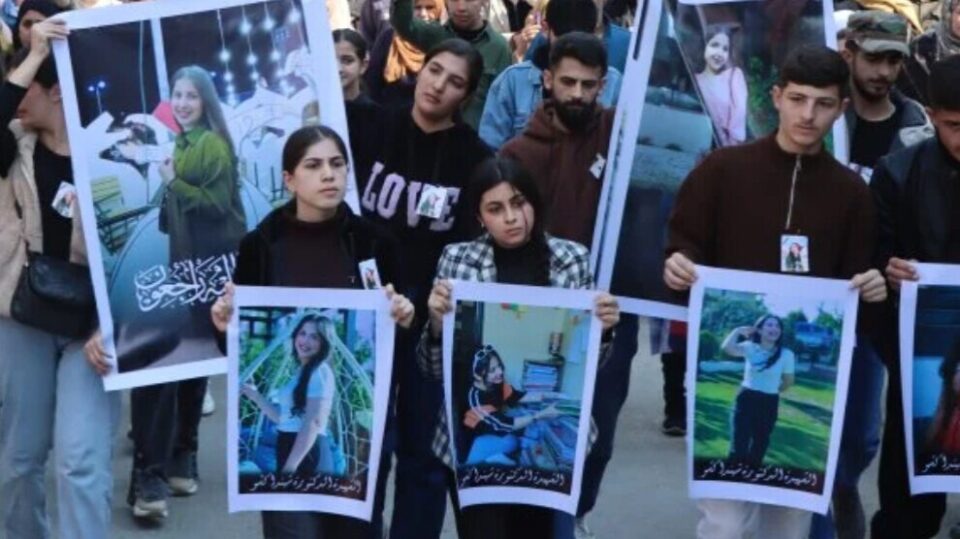 ڕفاندنی ژنان و كچانی عه‌له‌وی له‌لایه‌ن چه‌كدارانی ئه‌حمه‌د شه‌رع
